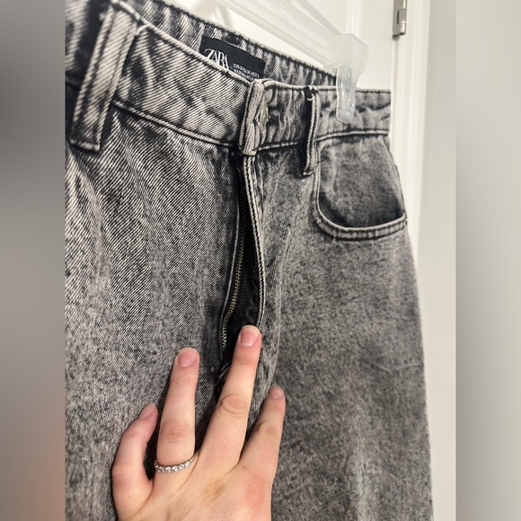 Zara High Rise Jeans Grey Black Acid Wash Denim Size 6 Womens - Picture 5 of 8